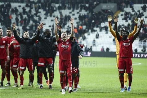 S­i­v­a­s­s­p­o­r­ ­m­a­ç­ ­b­i­l­e­t­l­e­r­i­n­i­n­ ­f­i­y­a­t­l­a­r­ı­n­ı­ ­d­ü­ş­ü­r­d­ü­